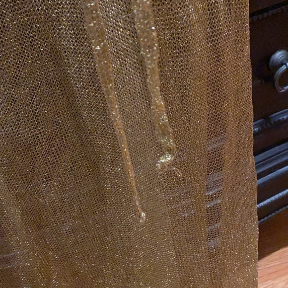 Misguided gold metallic knit side slit dress - Picture 9 of 10